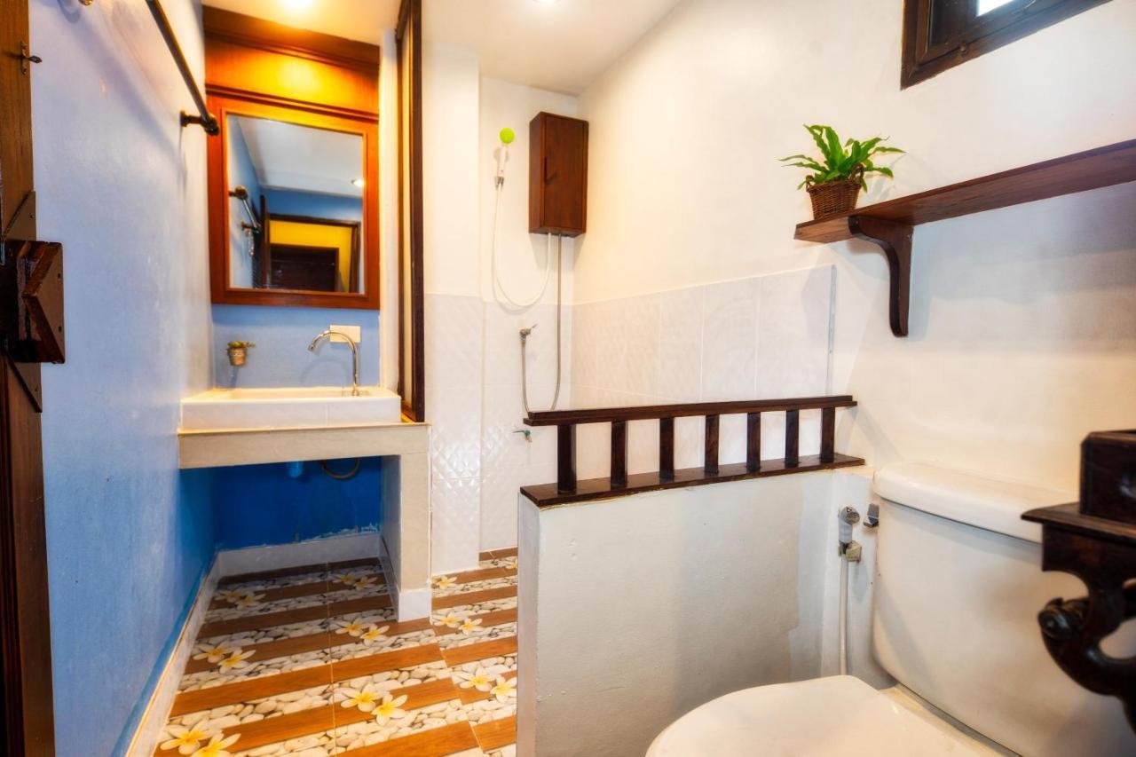 Ban Kong Rao Guesthouse Чиангмай Экстерьер фото