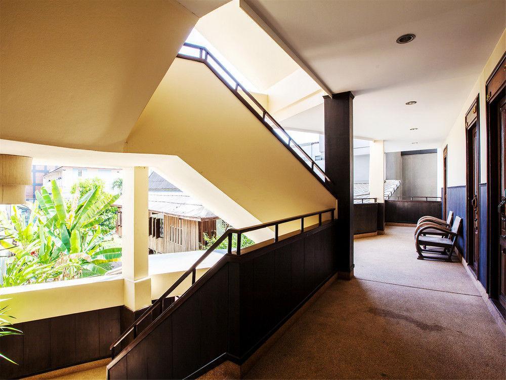Ban Kong Rao Guesthouse Чиангмай Экстерьер фото
