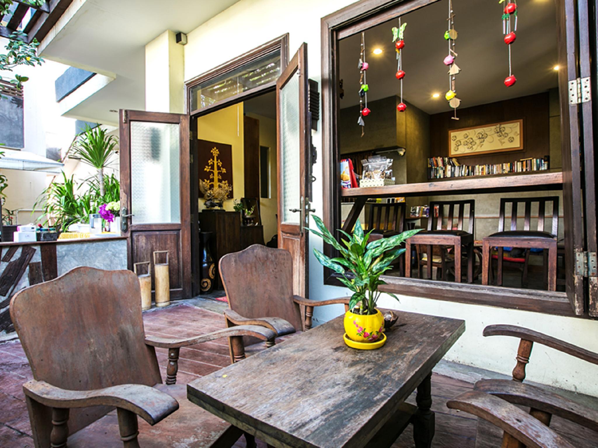 Ban Kong Rao Guesthouse Чиангмай Экстерьер фото