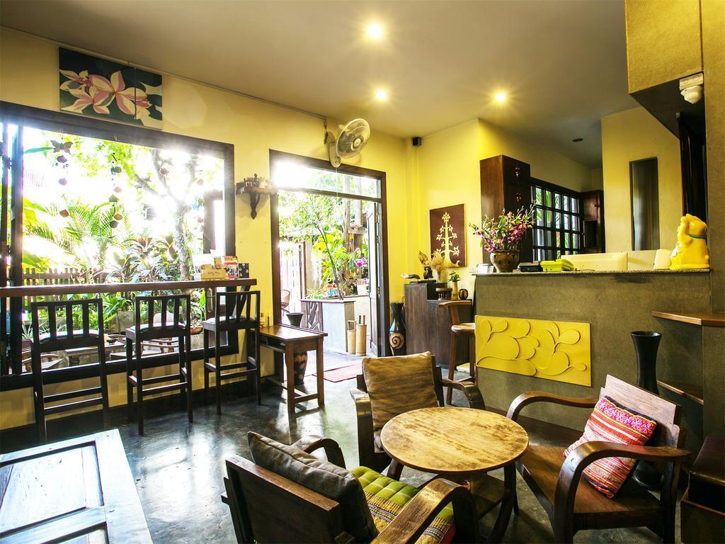 Ban Kong Rao Guesthouse Чиангмай Экстерьер фото