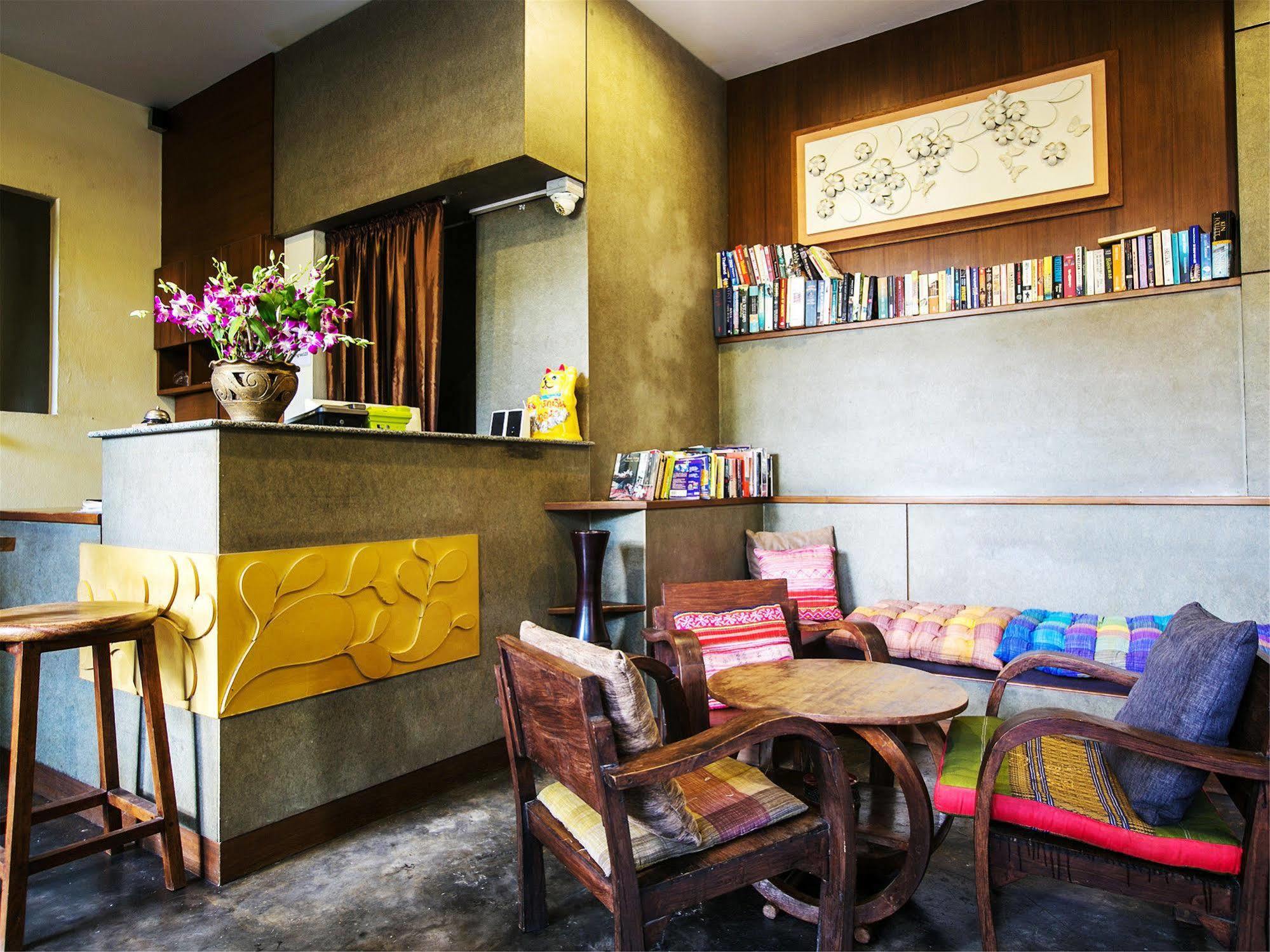 Ban Kong Rao Guesthouse Чиангмай Экстерьер фото