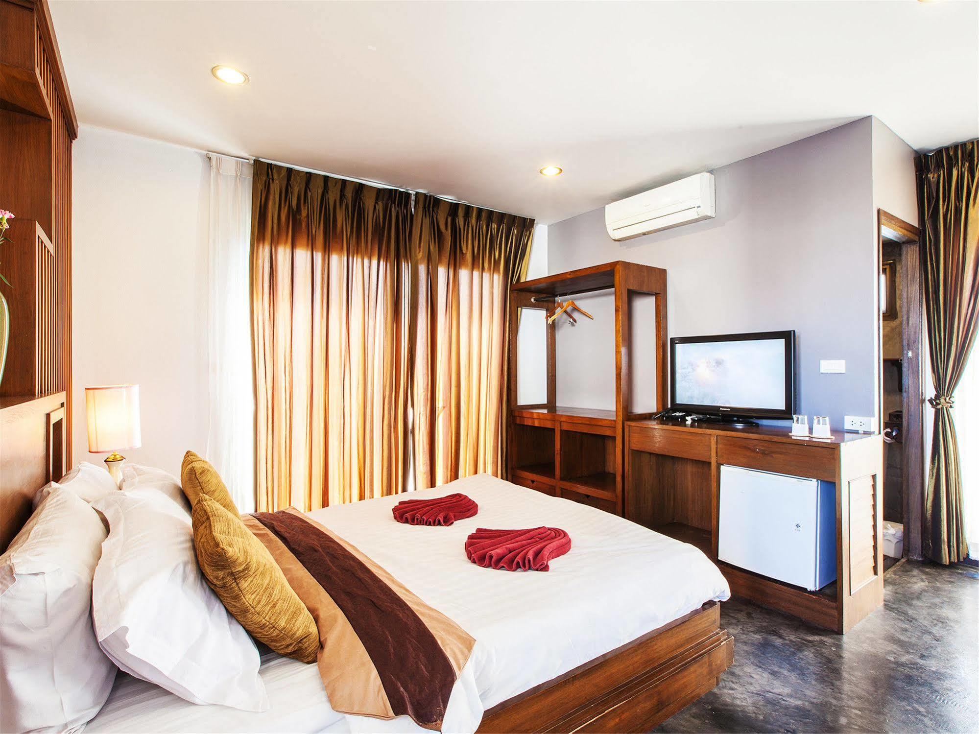 Ban Kong Rao Guesthouse Чиангмай Экстерьер фото