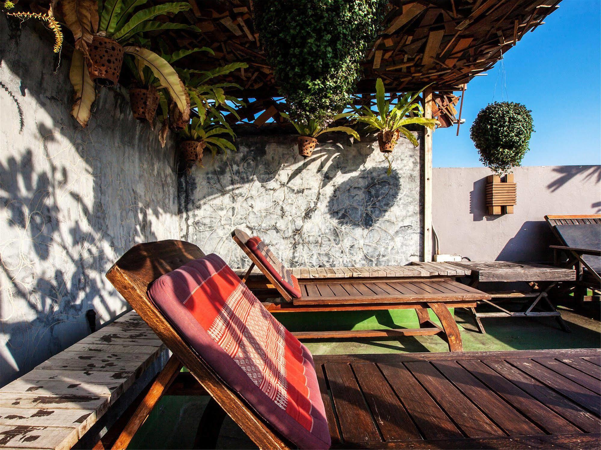 Ban Kong Rao Guesthouse Чиангмай Экстерьер фото