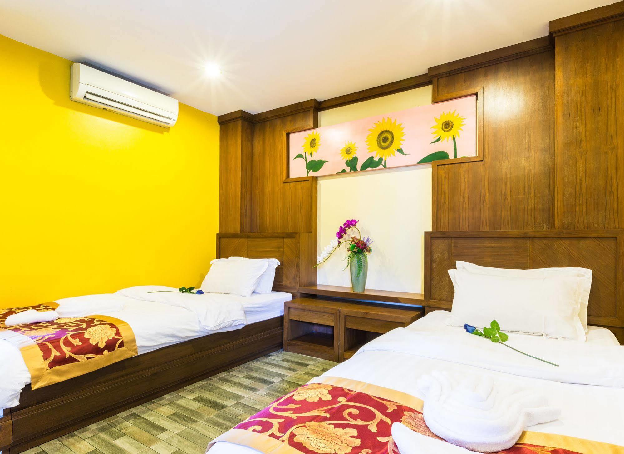 Ban Kong Rao Guesthouse Чиангмай Экстерьер фото